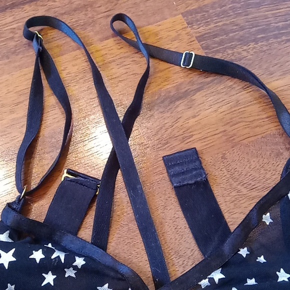 Frederick's of Hollywood bra - Picture 2 of 6